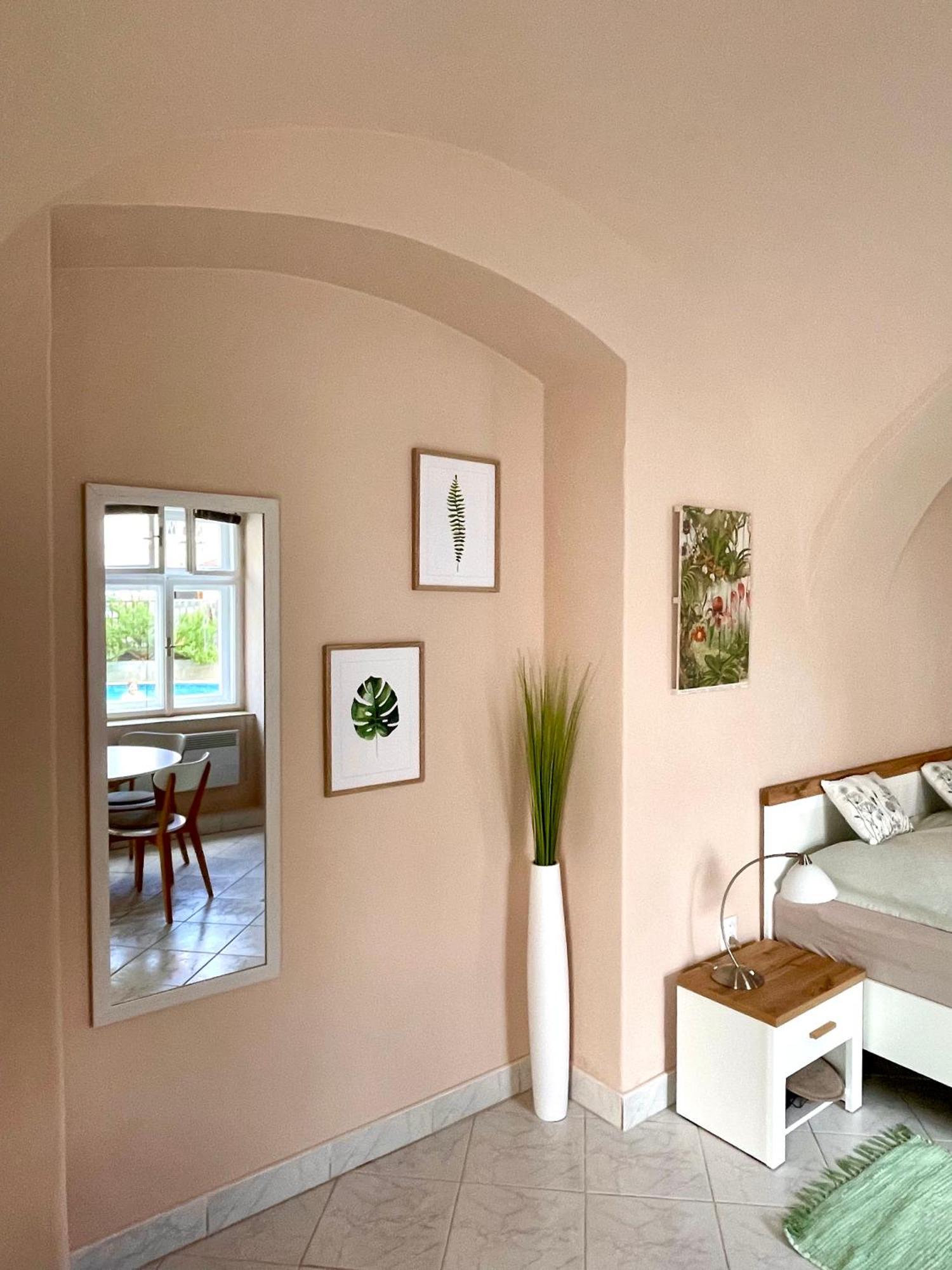 Apartman Dominikanska Литомержице Экстерьер фото